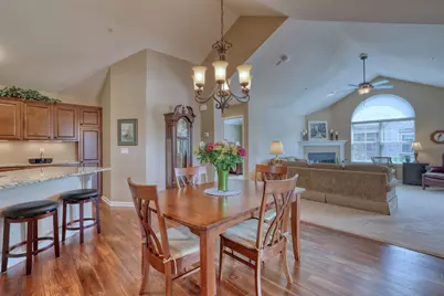W250N5002  William Dr, Sussex, WI 53072 - Photo 13