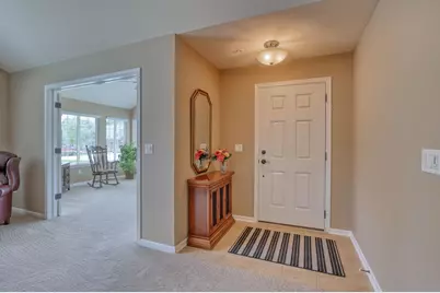 W250N5002  William Dr, Sussex, WI 53072 - Photo 31