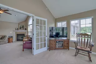 W250N5002 William Dr, Sussex, WI 53072 - Photo 29