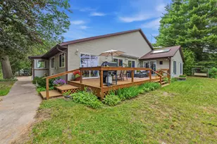W2632 Fox Ln, Montello, WI 53949 - Photo 7