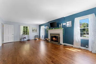 420  Waldo Blvd, Manitowoc, WI 54220 - Photo 5