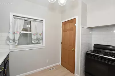 1604 E North St, Waukesha, WI 53188 - Photo 9