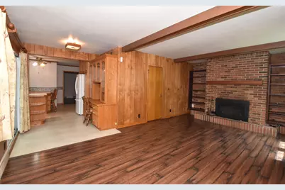 2205  Dwight St, Racine, WI 53403 - Photo 15