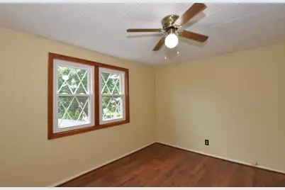 2205  Dwight St, Racine, WI 53403 - Photo 27