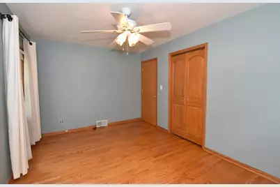 2205  Dwight St, Racine, WI 53403 - Photo 21