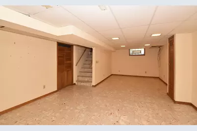 2205  Dwight St, Racine, WI 53403 - Photo 35