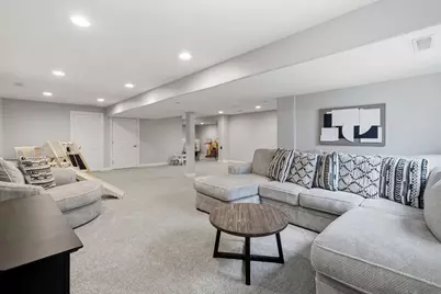7201 W River Birch Dr, Mequon, WI 53092 - Photo 19