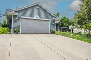 214 S Cottrell Dr, Saukville, WI 53080 - Photo 69