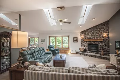 214 S Cottrell Dr, Saukville, WI 53080 - Photo 33