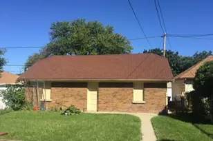 4124 N 24th Pl, Milwaukee, WI 53209 - Photo 3