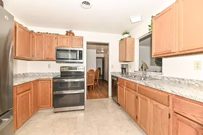 3148  Wood Rd #2, Racine, WI 53406 - Photo 17