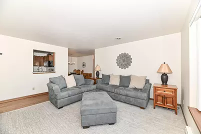 3148  Wood Rd #2, Racine, WI 53406 - Photo 9