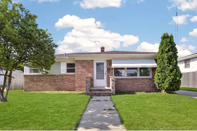 1008  Saxony Dr, Racine, WI 53402 - Photo 1