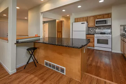 2267 W Grange Ave, Milwaukee, WI 53221 - Photo 19