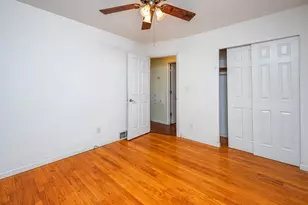 2267 W Grange Ave, Milwaukee, WI 53221 - Photo 27
