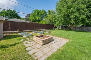 2267 W Grange Ave, Milwaukee, WI 53221 - Photo 37