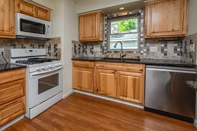 2267 W Grange Ave, Milwaukee, WI 53221 - Photo 17
