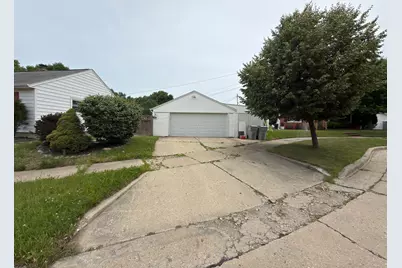 7501 W Vienna Ct, Milwaukee, WI 53216 - Photo 51