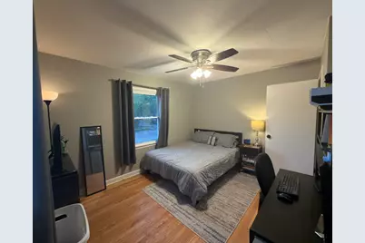 7501 W Vienna Ct, Milwaukee, WI 53216 - Photo 5