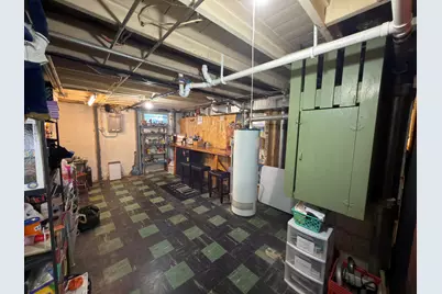 7501 W Vienna Ct, Milwaukee, WI 53216 - Photo 9