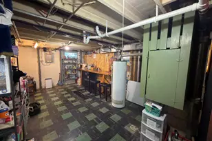 7501 W Vienna Ct, Milwaukee, WI 53216 - Photo 9