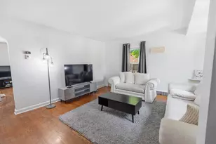 4324 N 15th St, Milwaukee, WI 53209 - Photo 3