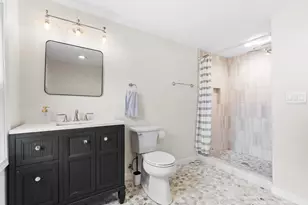 10156 W Montana Ave, West Allis, WI 53227 - Photo 17