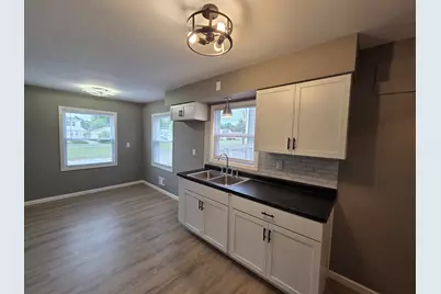 4947 N 20th St, Milwaukee, WI 53209 - Photo 3