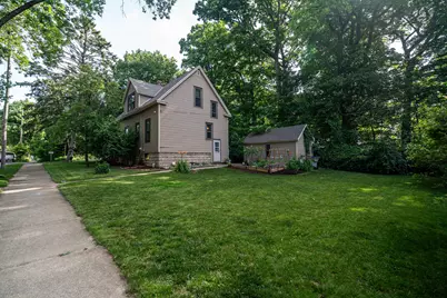 2803 E Holt Ave, Milwaukee, WI 53207 - Photo 27
