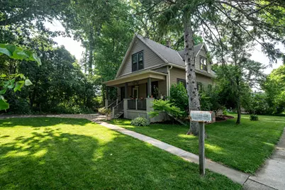 2803 E Holt Ave, Milwaukee, WI 53207 - Photo 3