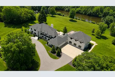 8615 N Dean Cir, River Hills, WI 53217 - Photo 57