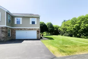 1134 N Sunnyslope Dr, Racine, WI 53406 - Photo 17