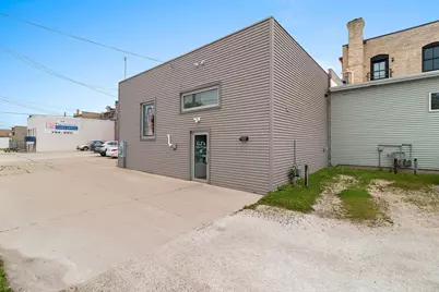 1604  Washington St, Two Rivers, WI 54241 - Photo 11