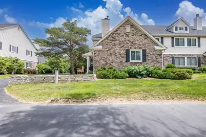 1118  Pilgrim Pkwy, Elm Grove, WI 53122 - Photo 51