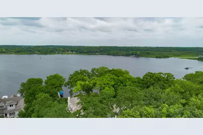 1703  Bark River Dr, Delafield, WI 53029 - Photo 67