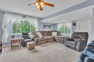 1151 Franklin Dr, Cleveland, WI 53015 - Photo 7