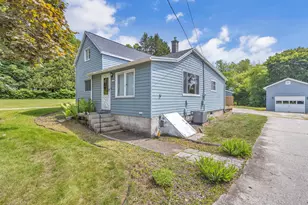 1151 Franklin Dr, Cleveland, WI 53015 - Photo 3