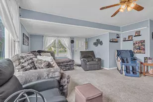 1151 Franklin Dr, Cleveland, WI 53015 - Photo 9