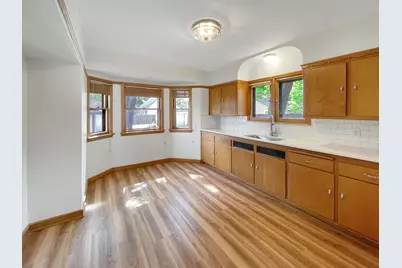 3720 N 56th St, Milwaukee, WI 53216 - Photo 7