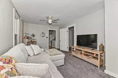 202 E Main St #202A, Racine, WI 53185 - Photo 15