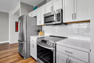 106 W Seeboth St, Milwaukee, WI 53204 - Photo 43