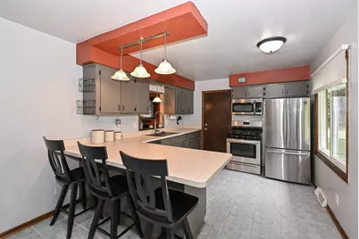 1704  16th Ave, Grafton, WI 53024 - Photo 7