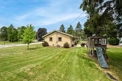 1704  16th Ave, Grafton, WI 53024 - Photo 25