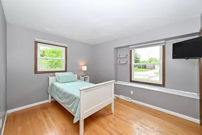 1704  16th Ave, Grafton, WI 53024 - Photo 11