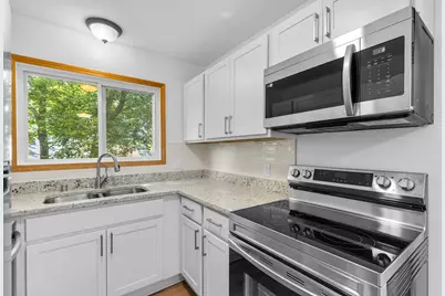30012  Meadow Dr, Burlington, WI 53105 - Photo 7