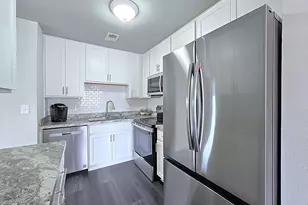 6322 S 20th St, Milwaukee, WI 53221 - Photo 3