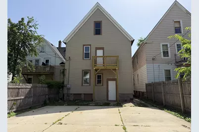2163 N 41st St #2165, Milwaukee, WI 53208 - Photo 11
