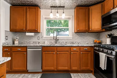 2000 S 72nd St, West Allis, WI 53219 - Photo 15