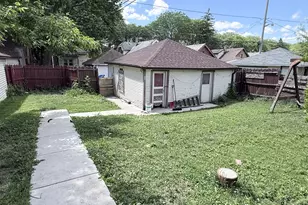 3331 N 44th St, Milwaukee, WI 53216 - Photo 17