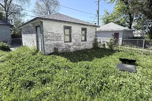 3343 N 41st St, Milwaukee, WI 53216 - Photo 13
